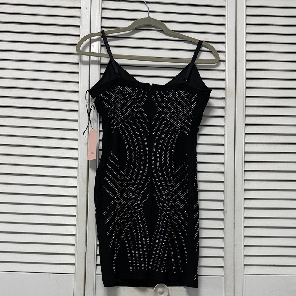 Women’s Black Studded V-Neck Bodycon Dress Sz Medium - Picture 7 of 12